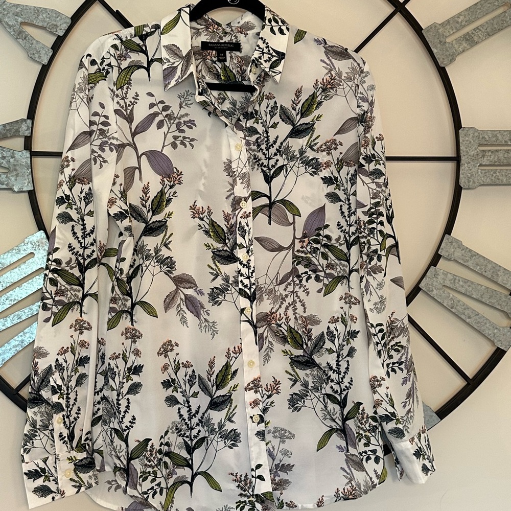Banana Republic Dillon Shirt - Floral Print (Size M)